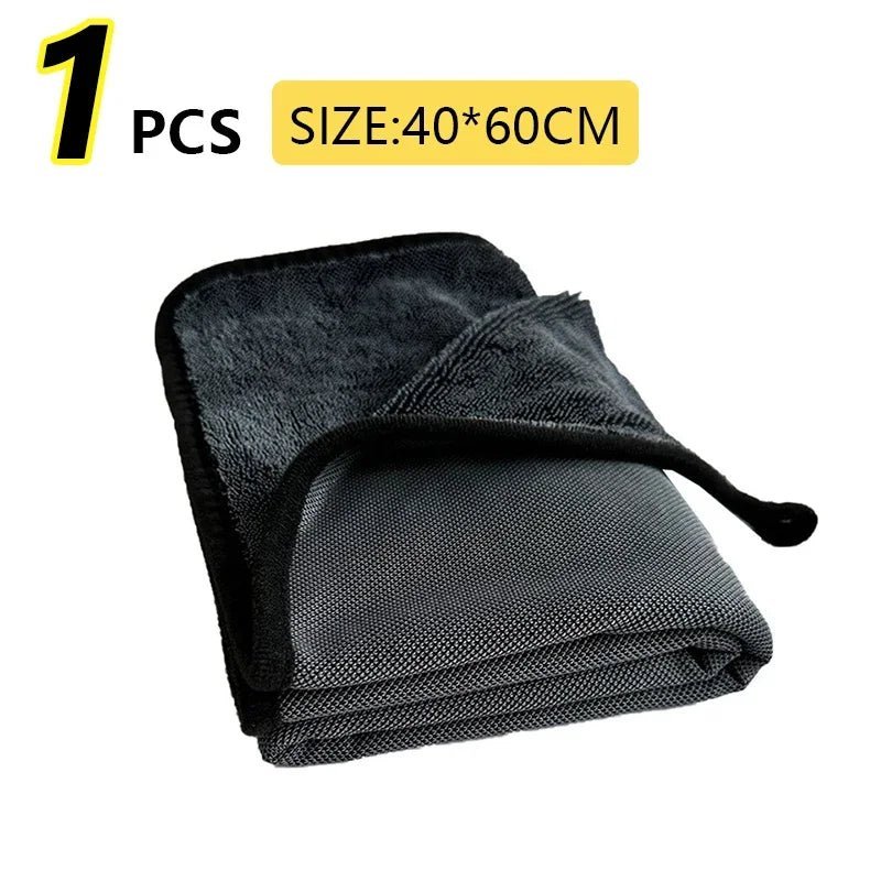 AutoWipe™ – Panno in Microfibra Ultra Assorbente per la Cura dell’Auto