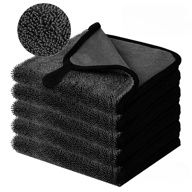 AutoWipe™ – Panno in Microfibra Ultra Assorbente per la Cura dell’Auto